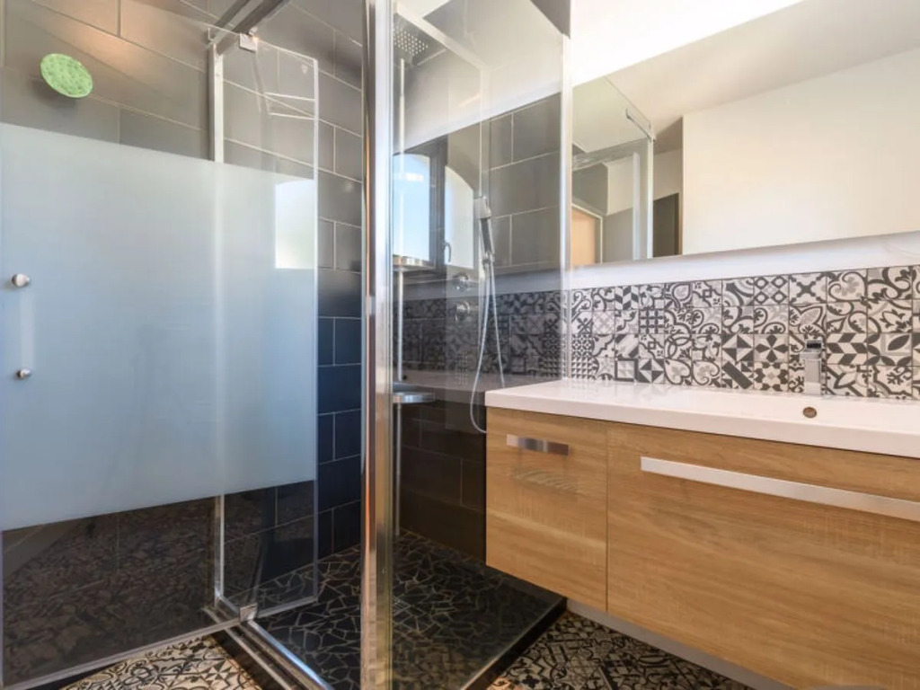 Apartment  Dade Neurazy 38656