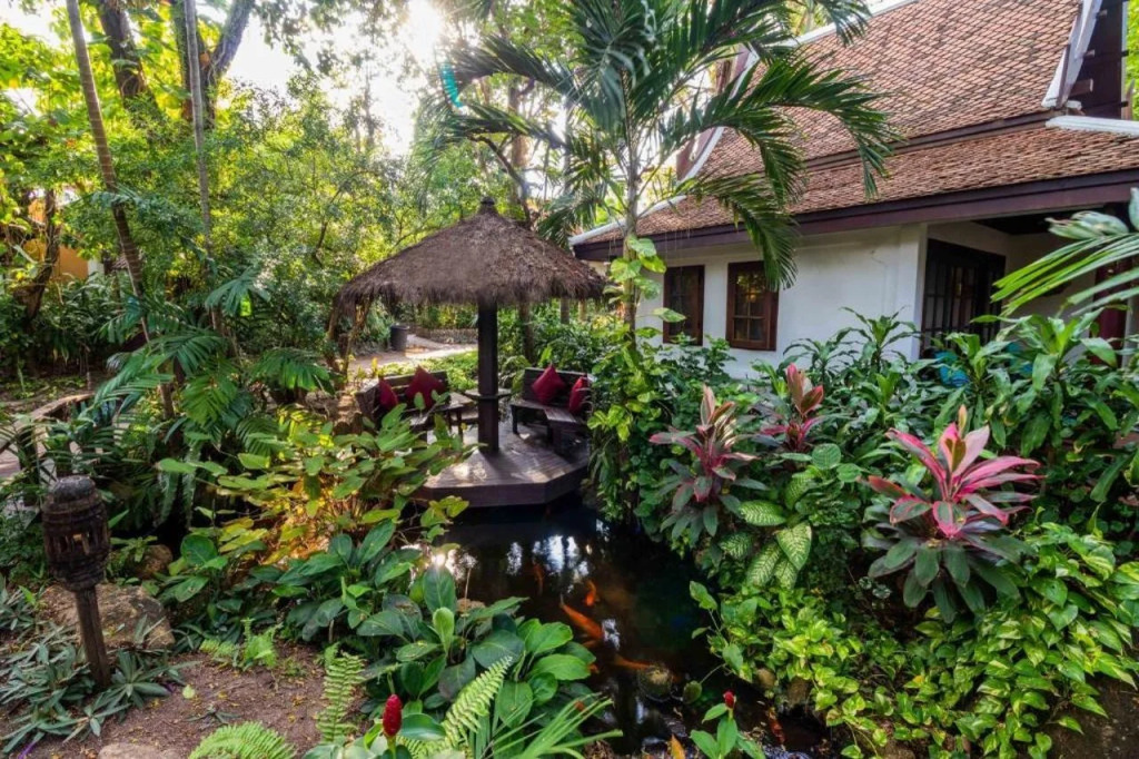 Anavana Beach Resort