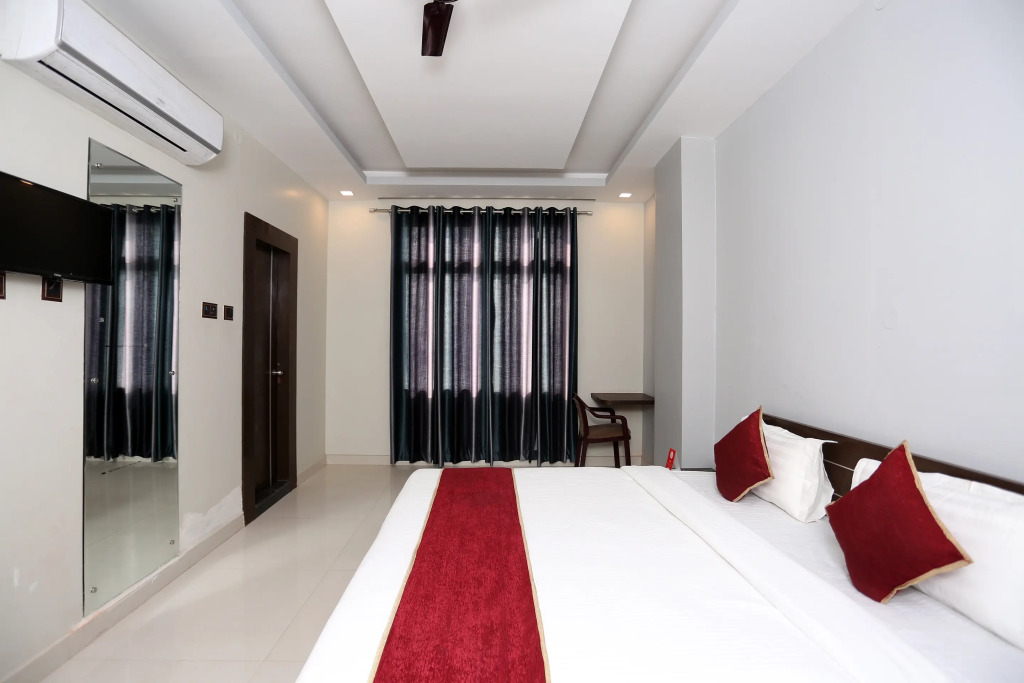 Hotel O Kachiguda Railway Station
