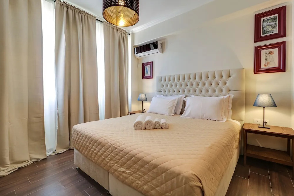 Monastiraki 510 SuperHost Hub