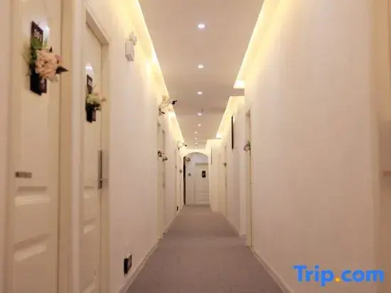 Huali Travel Jiangjing Inn (Guilin Railway Station)