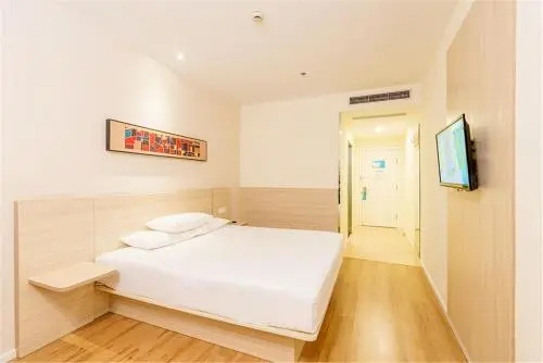 Hanting Hotel Yancheng Dongtai Railway Station