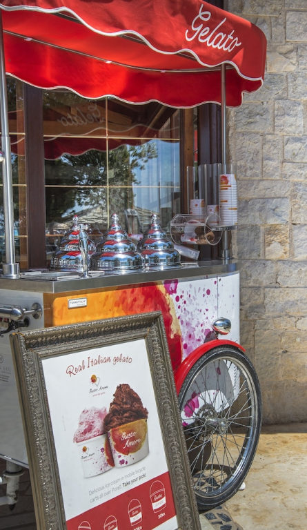 Gebetsroither Am Centro Vacanze Bi Village