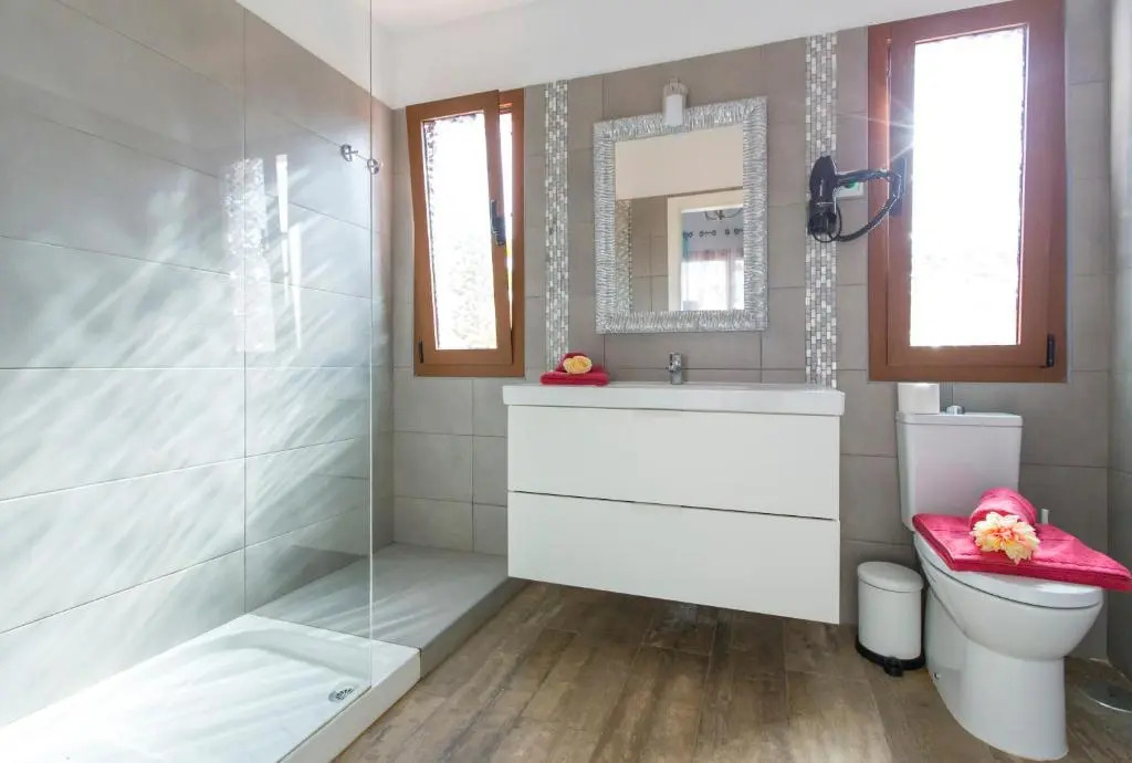 Villa Bella Lucia 3. Piscina Climatizada, WiFi, BBQ