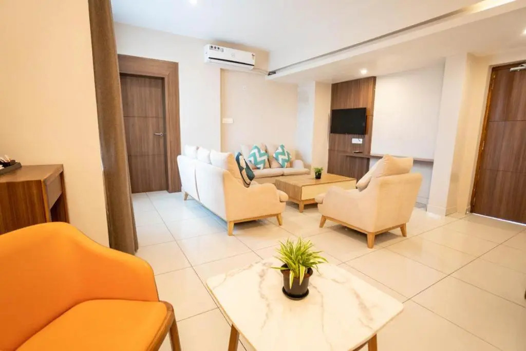 Samasth Palatial Hotel