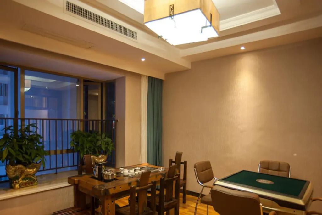 GreenTree Alliance Hotel Guiyang Huaguo Community Twin Towers Hotel