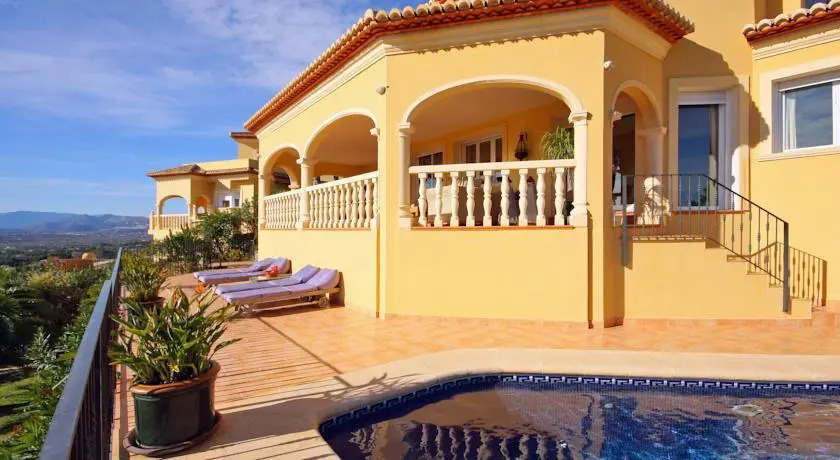 Villa Alexander