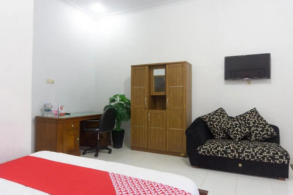 OYO 801 Hansa Homestay