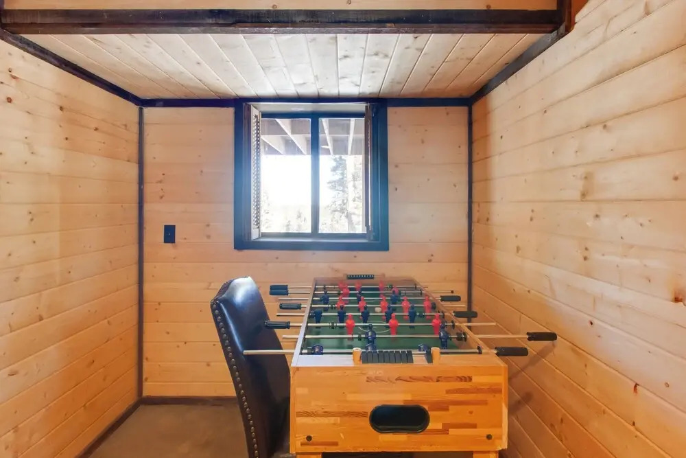 Angel Fire Cabin w/ Game Room ~ 4 Mi to Ski Resort