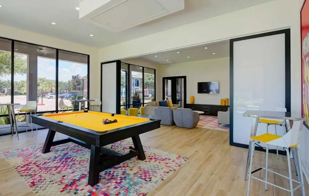 Resort Style Apartment near NRG Stadium