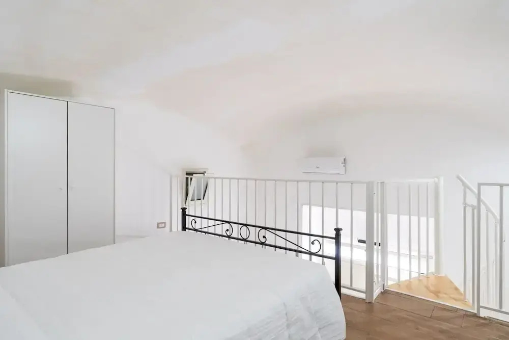 Mifra n 1 in Bari With 1 Bedrooms and 1 Bathrooms