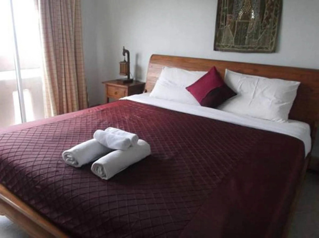 Nirvana Guesthouse & Hostel