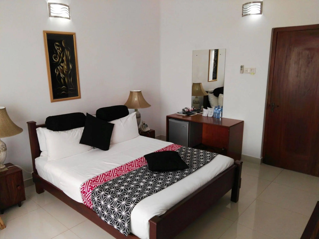 Anna Shanthi Villa