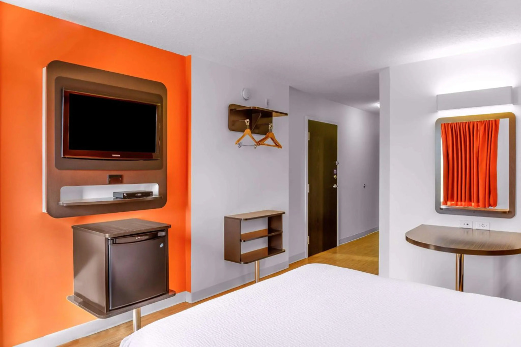 Motel 6-Swift Current, SK