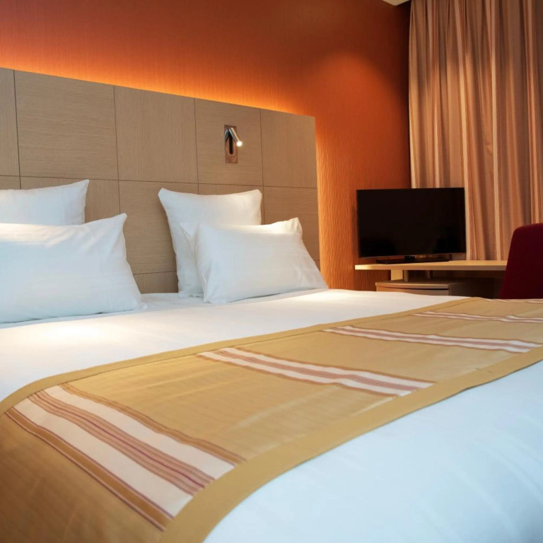 Nash Airport Hotel