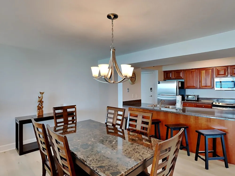 Tristan Towers unit 14D