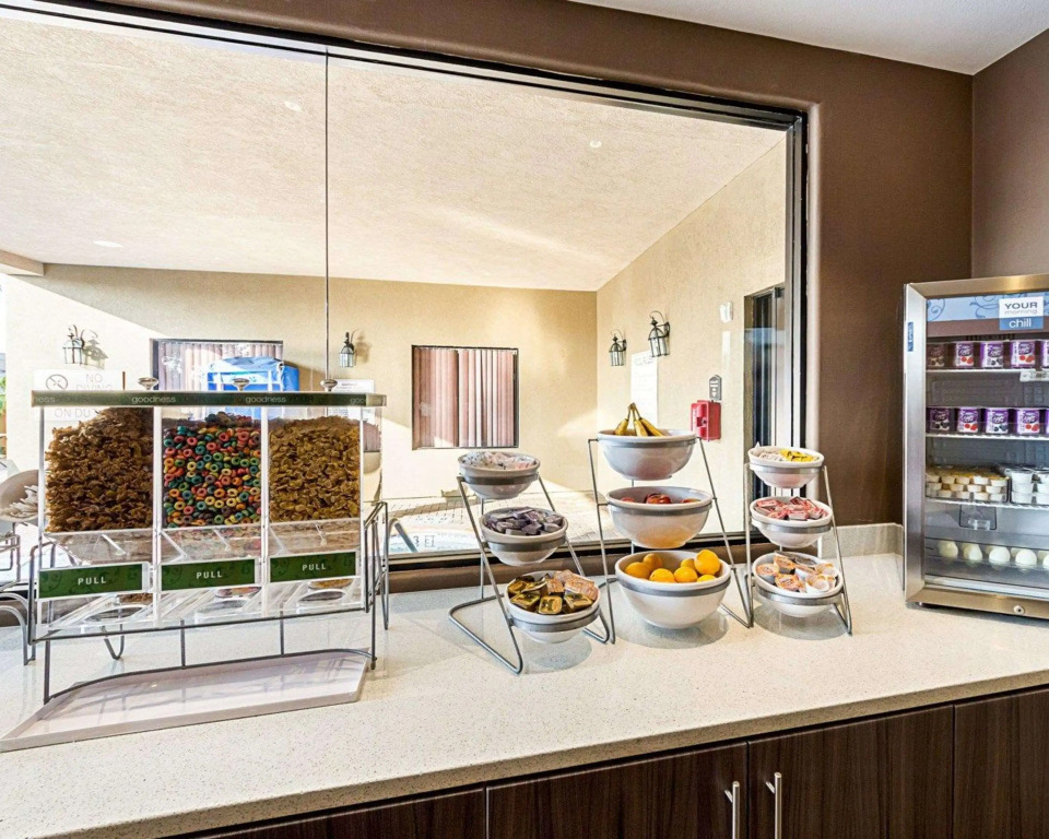 Comfort Suites McAllen Airport and La Plaza Mall