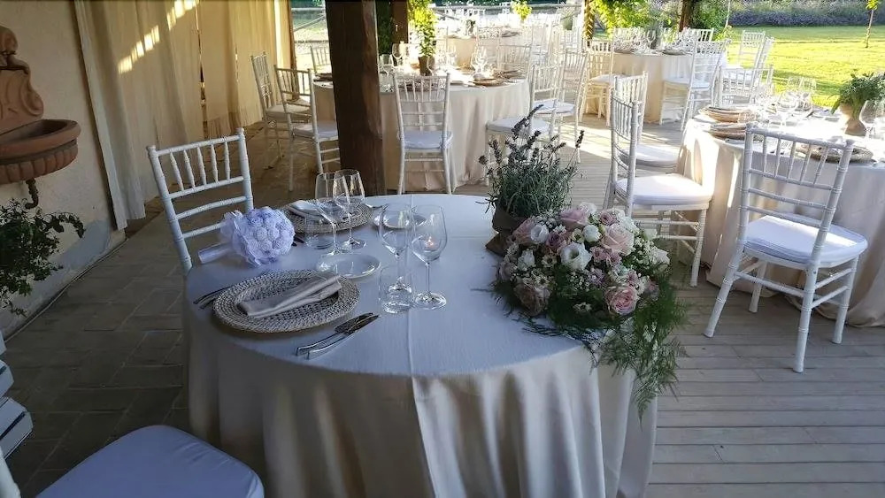 Olimagio Farm Stay with animals and 25m pool, beach at cycling distance