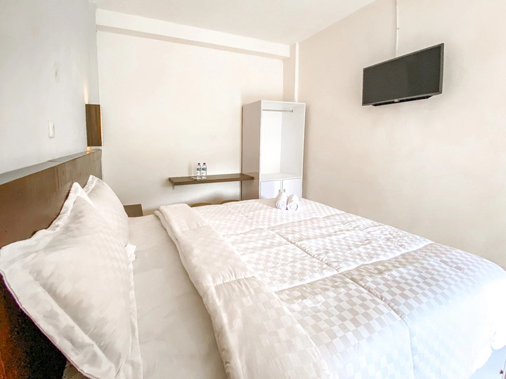 RedDoorz at Omahku Guest House Batu