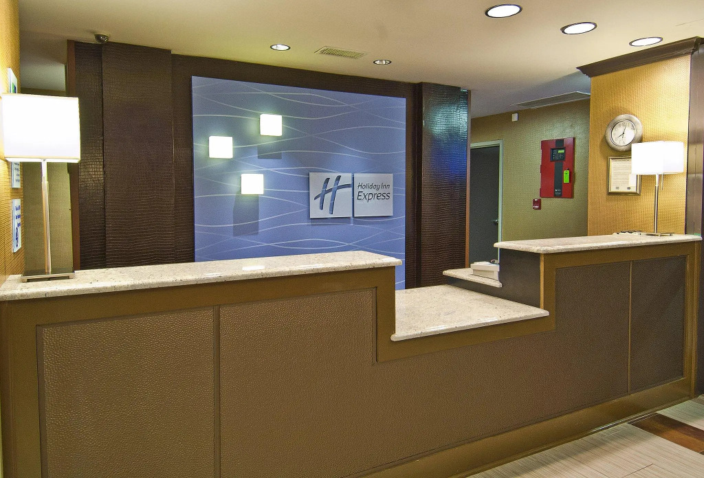 Holiday Inn Express Hotel & Suites Olive Branch by IHG