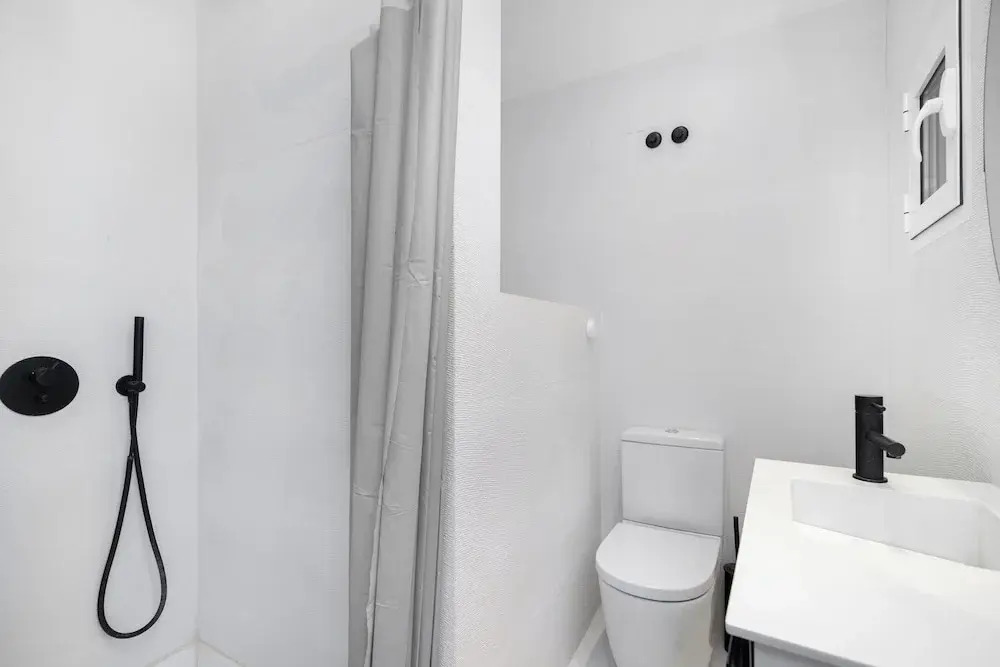 Modern Alfama Explore Lisbon W/ Comfort & Style