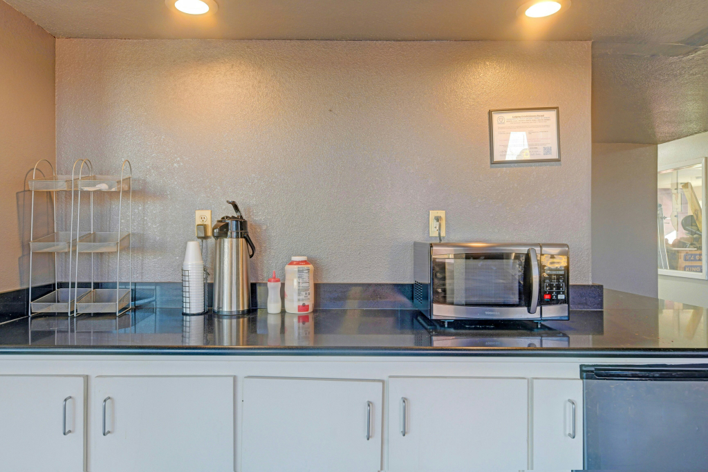 Travelers inn by OYO Wichita Falls