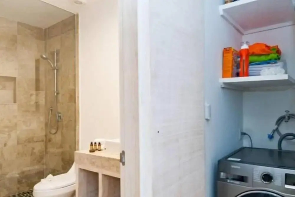 Spacious Contemporary 2 Bed Swim Up Condo- ENCANTO 102 – By Salt-Kisse