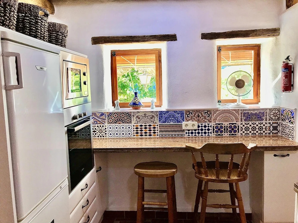 House With 2 Bedrooms in Genalguacil, Málaga, With Shared Pool, Enclosed Garden and Wifi Near the Beach