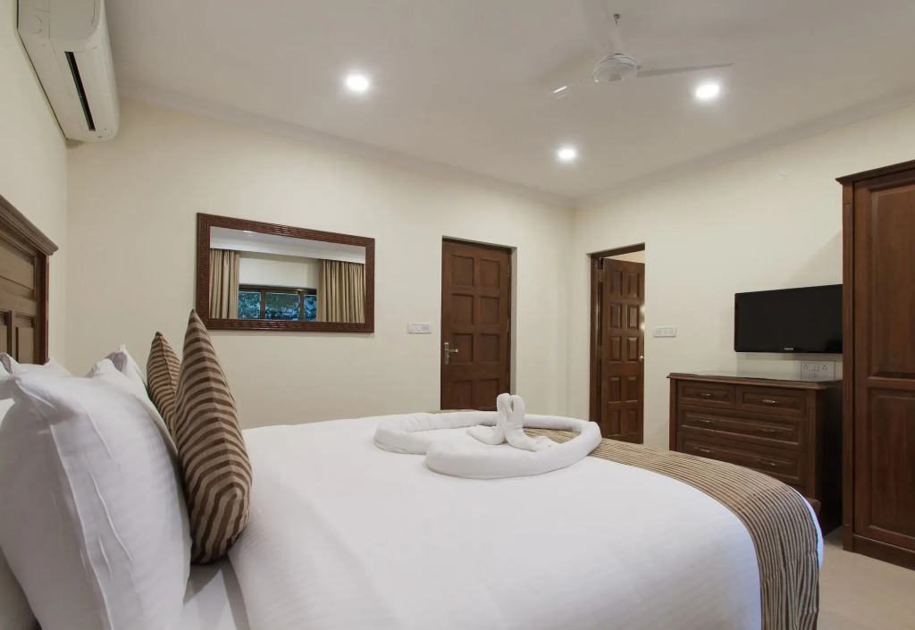 Seashell Suites and Villas - Candolim Goa