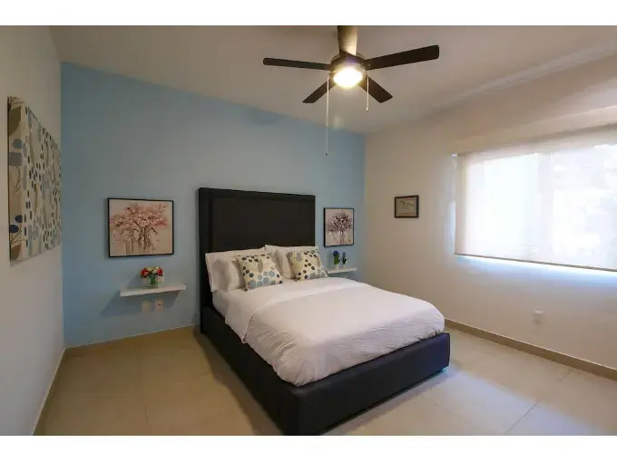 Top Bright Airy Studio