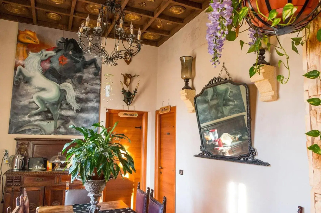 B&B Camelot