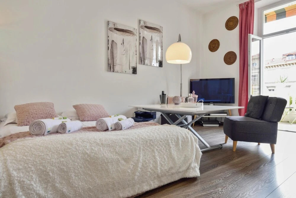 Le 115 Apartment 1