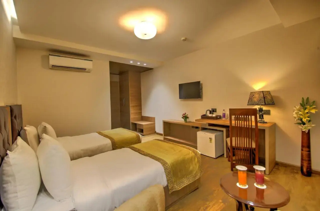 Hotel 91 Huda City Centre