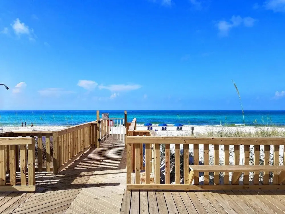 Emerald Isle 208
