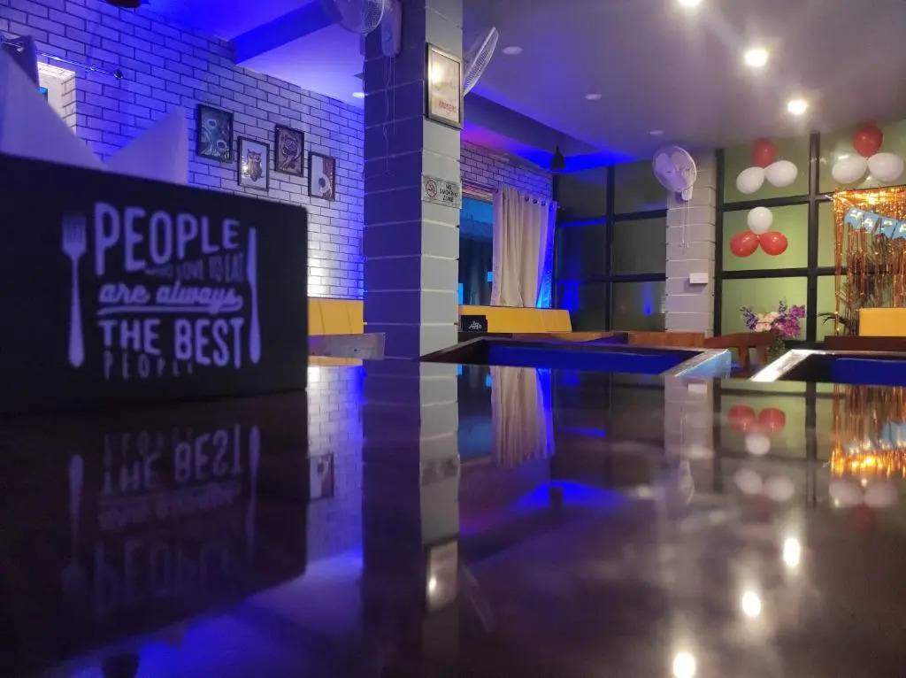 Hotel Paradise Inn