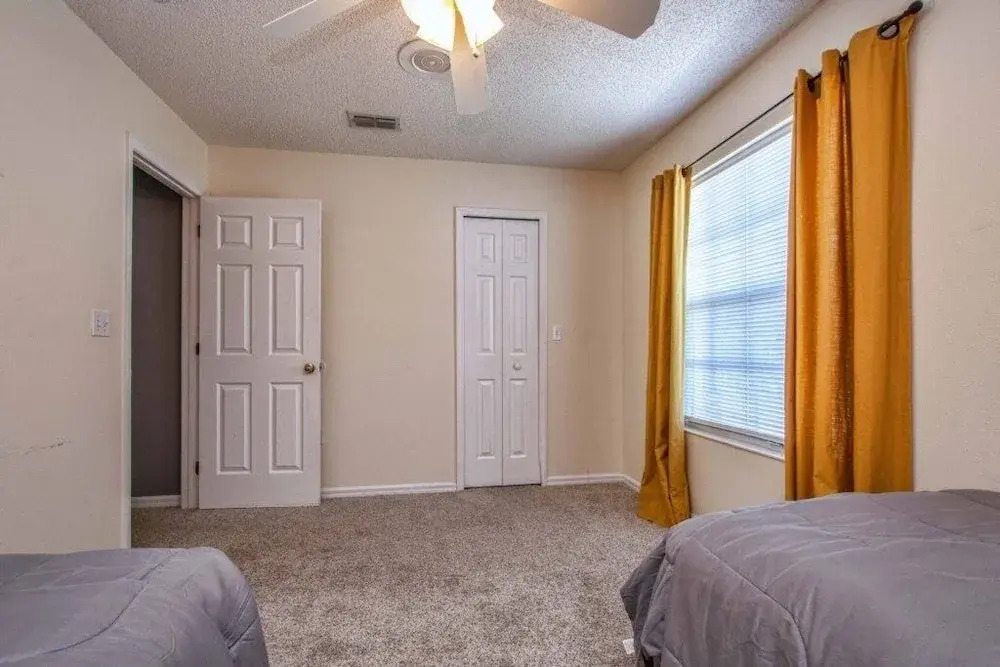 Water Front Privacy On Disneys Doorstep-2100oi 4 Bedroom Home by Redawning