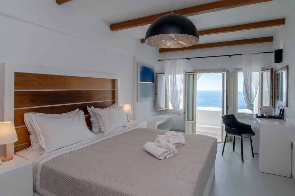 Apeiron Blue Santorini by Apeiron Hotels