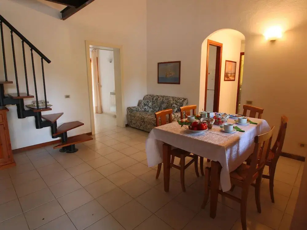 Seaside Comfort in Giannella