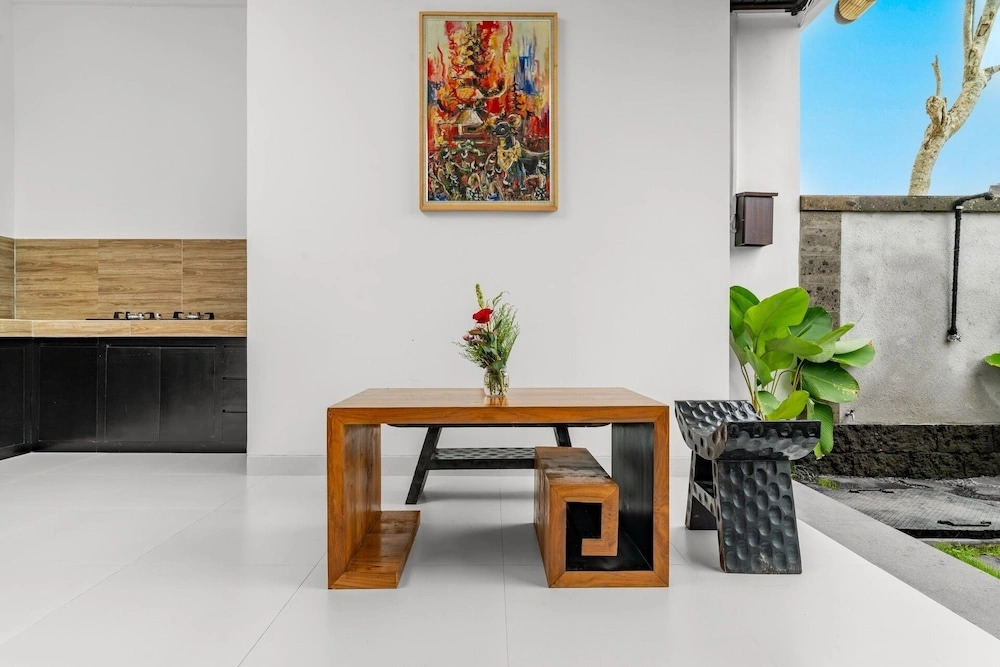 Kubu Kecubung Villa