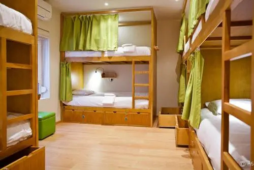 Peach Hostel & Suites
