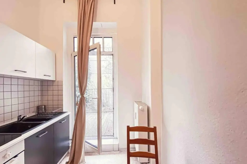 Altbau-Schmuckstück an der Karli mit riesigem Balkon