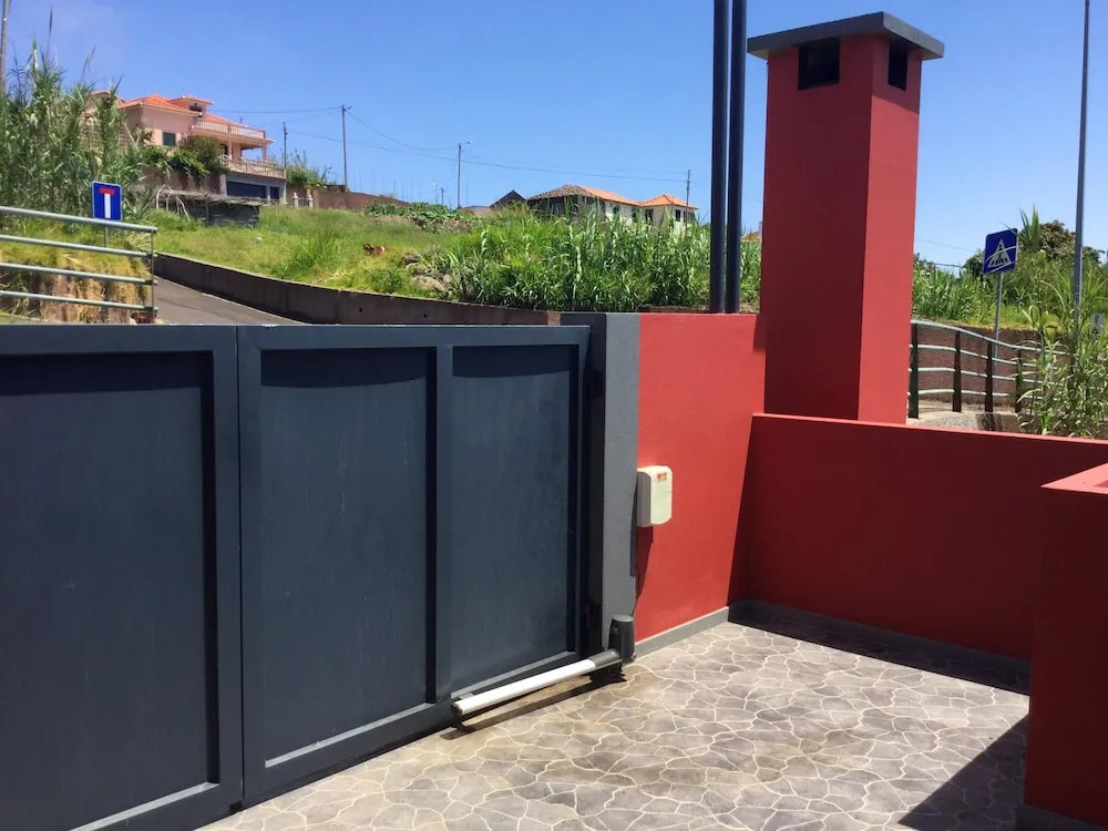 House With 2 Bedrooms in Funchal, With Wonderful sea View, Terrace and