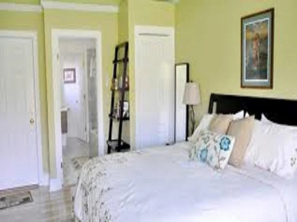 Inn at Huntingfield Creek
