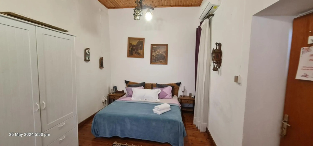 Sylvias Antique House