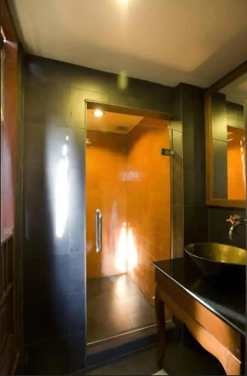 Lamphu Tree House Boutique Hotel