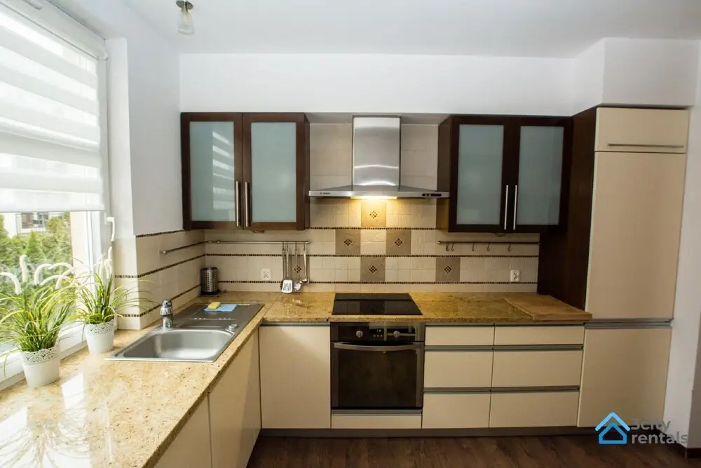 Elegance Parkur 3City Rentals
