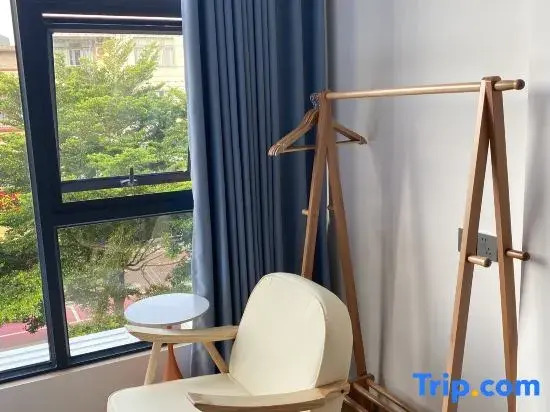 Langyuju Elevator Homestay