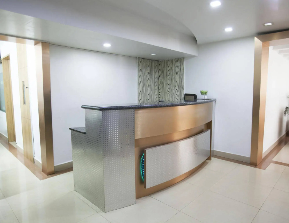 FabExpress Crescent Inn