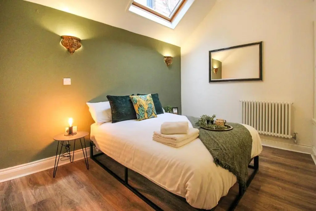 3 Bedroom City Centre Townhouse