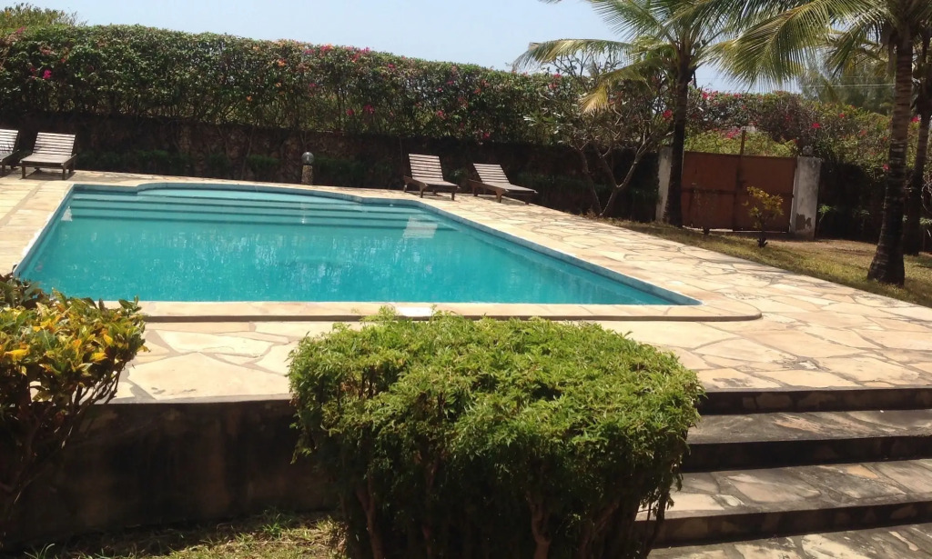 Queen K Cottages Watamu At Chrystal Homes